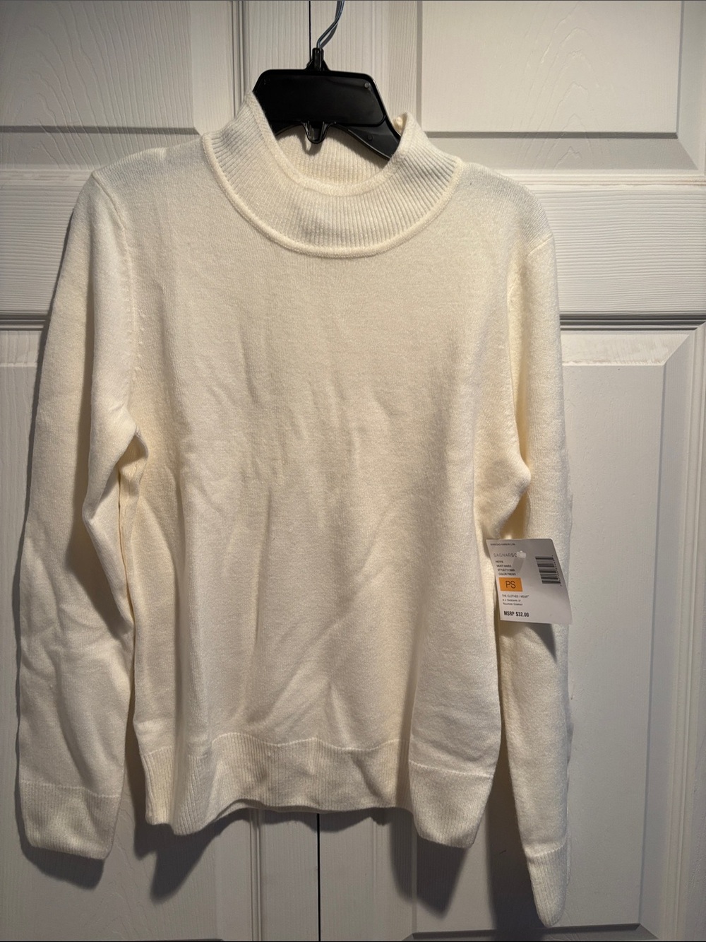 Sag Harbor Cream Turtleneck Sweater